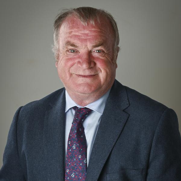 Cllr. Ken Murnane